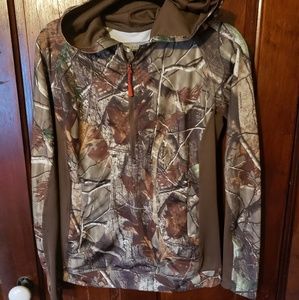 Cabelas camo quarter zip hooded